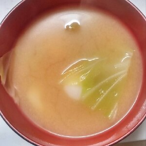 里芋とキャベツの味噌汁